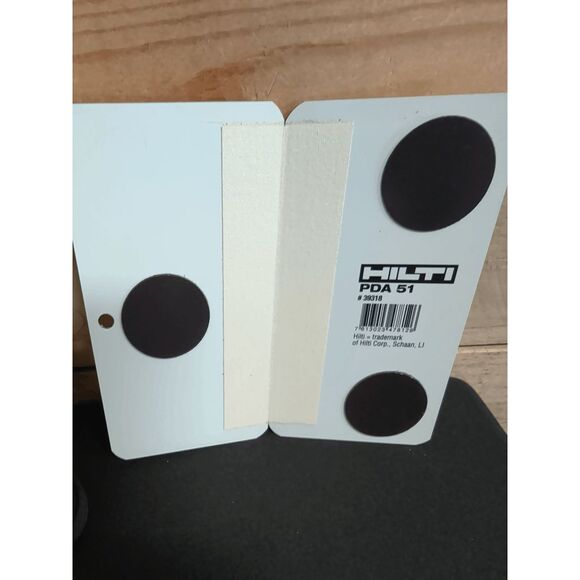 Hilti PD-42 Digital Laser Measurer Range Finder w/Case, Book, & Target Plate - Picture 2 of 5